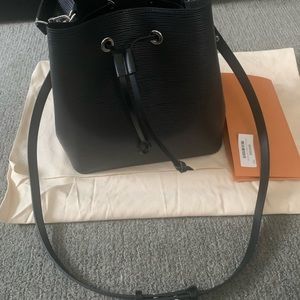 Louis Vuitton Neo Noe MM Epi Noir
